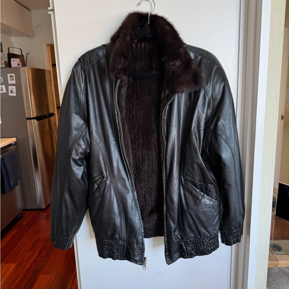 Reversible Black Leather Bomber Jacket with Mink Fur – Oversized Fit - Picture 2 of 11